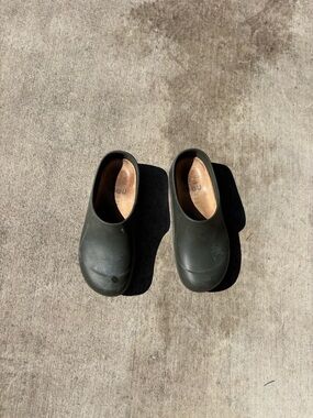 Nora Olive Green Slip-On Clogs